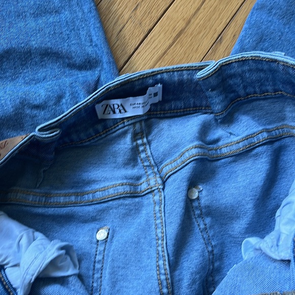 ZARA High-waisted flare jeans Z1975 (8)with gold button-button fly. Altered—>5-6 - Picture 9 of 10